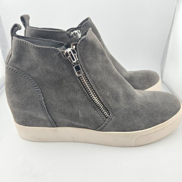 Steve Madden Wedgie Gray Suede Hidden‑Wedge Sneaker Bootie Size 9.5M - Picture 2 of 7